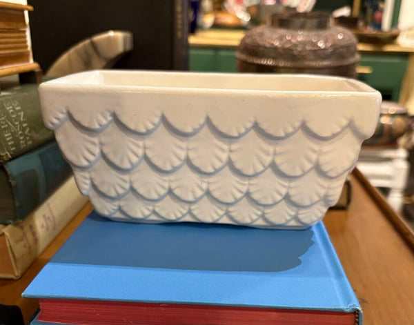 MID CENTURY HULL FISH SCALE CERAMIC PLANTER | 6.75"W X 3.25" H X 4" D