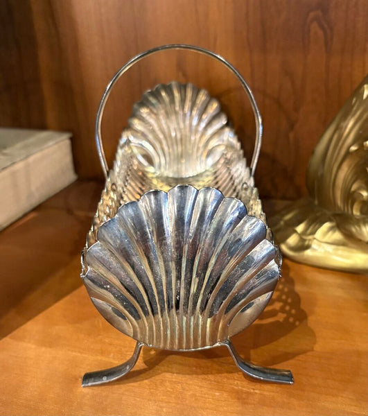VINTAGE SILVER PLATE HANDLED BASKET WITH SHELL MOTIF JEWELRY CADDY |