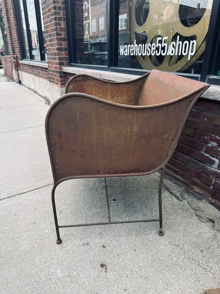 Sculptural metal chair, 32W 26D 32T