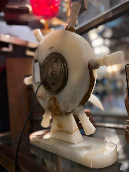 Onyx ship clock