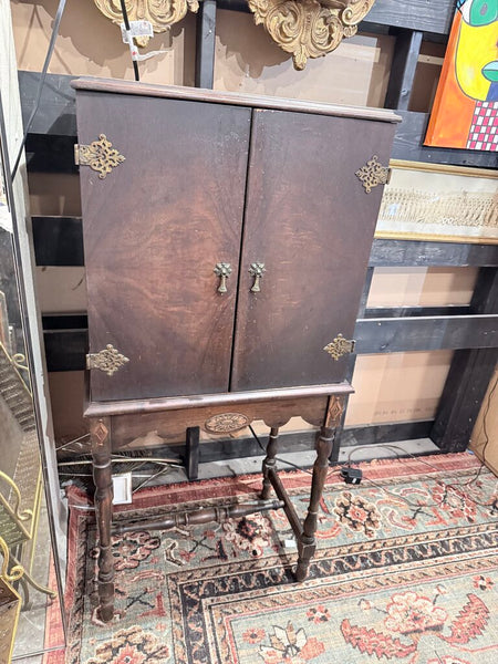 Vintage cabinet (perfect bar) 24x26xx54