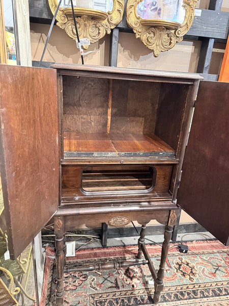 Vintage cabinet (perfect bar) 24x26xx54