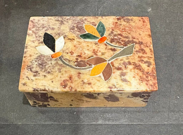 VINTAGE MARBLE TRINKET BOX WITH INLAID FLORALS DONE IN MOTHER OF PEARL AND OTHER STONES | 3.25"W X 1.25"H