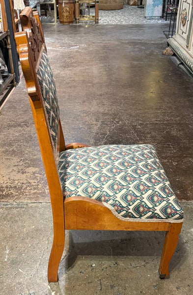 ANTIQUE VICTORIAN EASTLAKE STYLE CARVED WOOD UPHOLSTERED CHAIR | 37.5"H X 18"W X 17.5"D