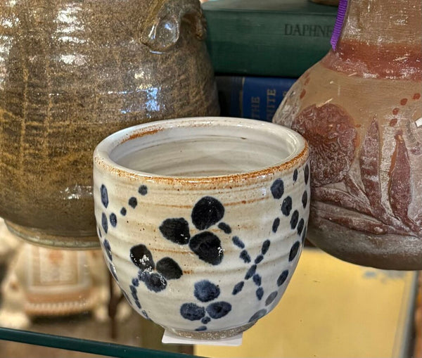 VINTAGE POTTERY BOWL WITH BLUE ABSTRACT FLORAL DESIGN | 3"H X 3.5"W