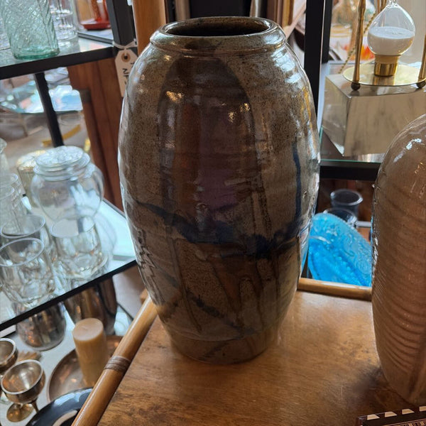 Bill Heyduck studio pottery hand thrown 14 inch vase- signed for pick up only