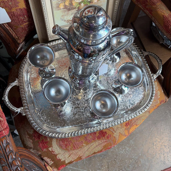 Large Leonard silverplate handled and footed serving tray approx 22x14