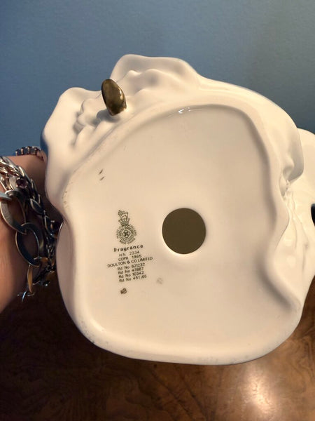 Royal Doulton figure "Fragrance"