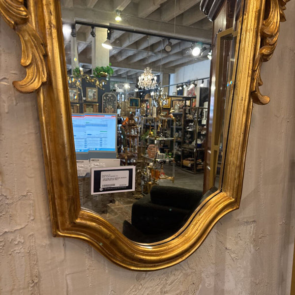 VINTAGE GOLD MIRROR 26X38 IN STORE PICK UP ONLY