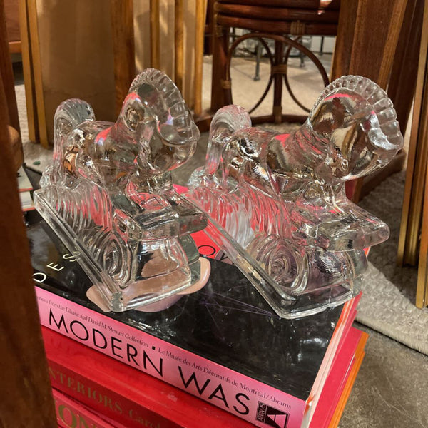 Pair of 1940s LE Smith glass galloping horse bookends -a pair