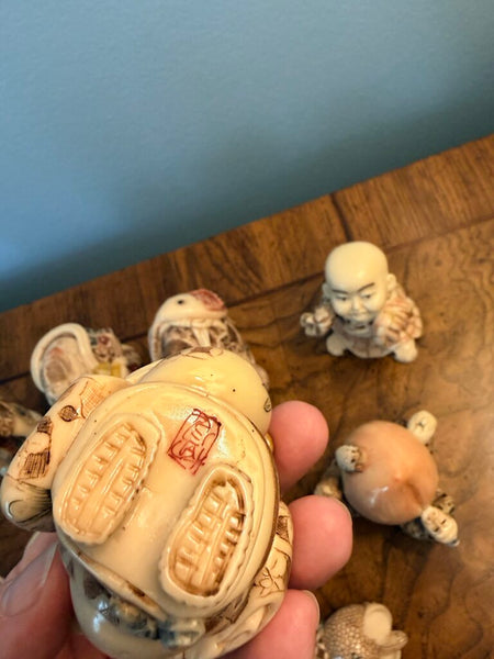 Vintage chinoiserie figurine