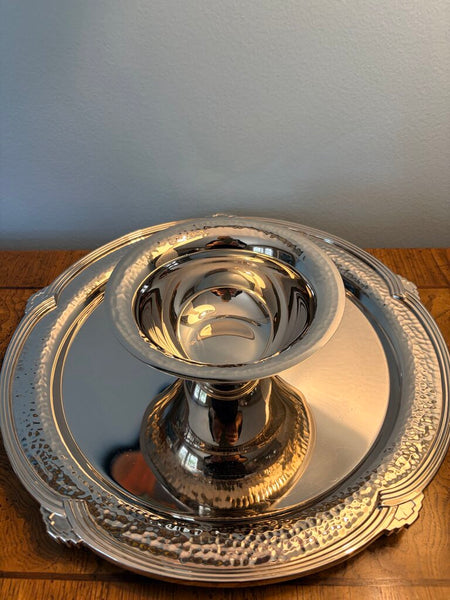 Hand hammered silverplate chip and dip-vintage