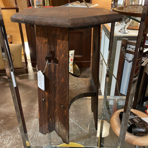 Early 20th Century Mission Oak Hexagonal Top Table/Stool/Plant Stand with Clover Cut Outs 19 in Tall, 12in widexdeep AS IS IN STORE PICK UP ONLY