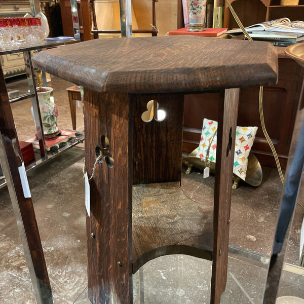 Early 20th Century Mission Oak Hexagonal Top Table/Stool/Plant Stand with Clover Cut Outs 19 in Tall, 12in widexdeep AS IS IN STORE PICK UP ONLY