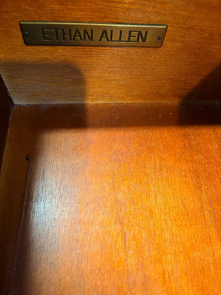 Vintage Ethan Allen Lucca Serpentine Chest For Pick Up Only -approx 35t x34w x17d