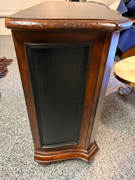 Vintage Ethan Allen Lucca Serpentine Chest For Pick Up Only -approx 35t x34w x17d