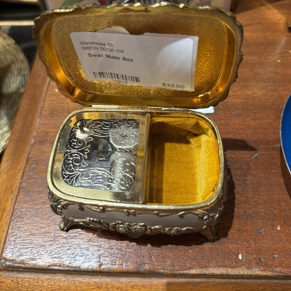 Swan Music Box