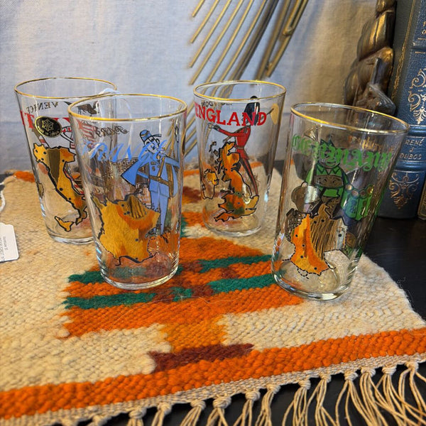 Set of 4 vintage country glasses made in Japan
