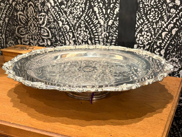 ORNATE SILVER PLATE VINTAGE CAKE STAND WITH SHELL & FLORAL MOTIF | 14.25"W X 3"H