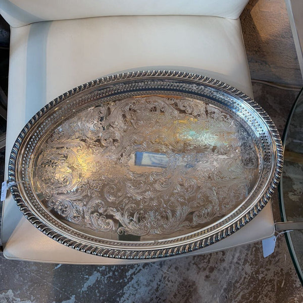 Lovely silverplate tray with gallery edge 18.5x13