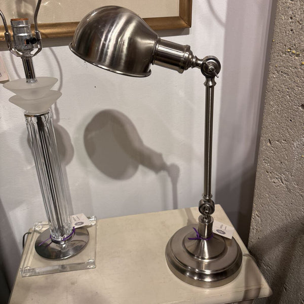 ARTICULATING DESK LAMP - IT WORKS!