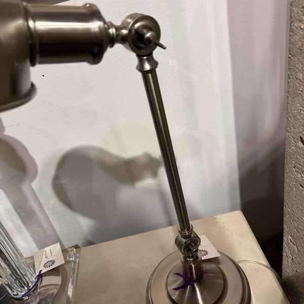 ARTICULATING DESK LAMP - IT WORKS!
