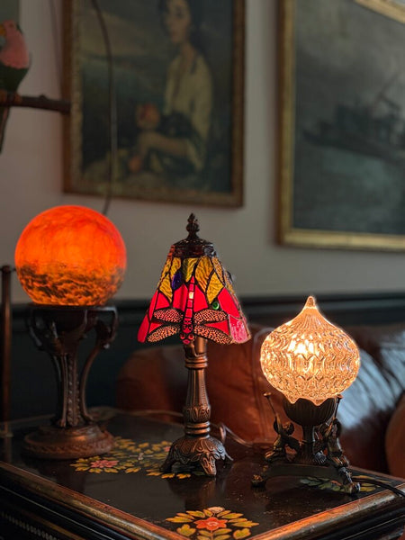 Tiffany Inspired Stained Glass Dragonfly Lamp
