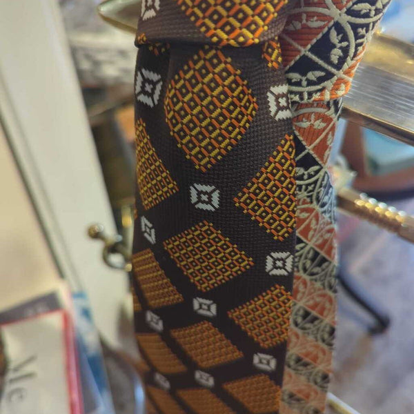 LSBJ - Vintage Polyester Orange/ Brown Men's 4"W Tie