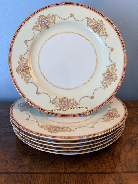 Gorgeous set of 6 Vintage Noritake "Nippon Toki Kaisha" 10.5 inch dinner plates in impeccable condition-set of 6