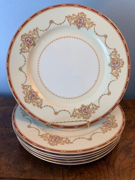 Gorgeous set of 6 Vintage Noritake "Nippon Toki Kaisha" 10.5 inch dinner plates in impeccable condition-set of 6