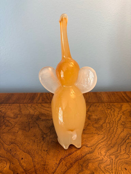 Lovely art glass opine elephant