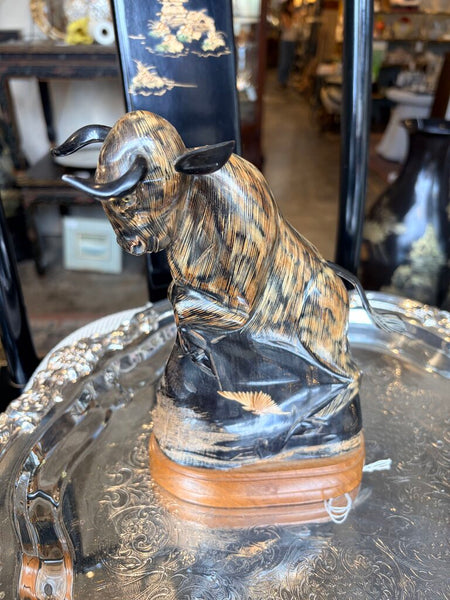 Large vintage carved bull water buffalo horn -8.5 inch