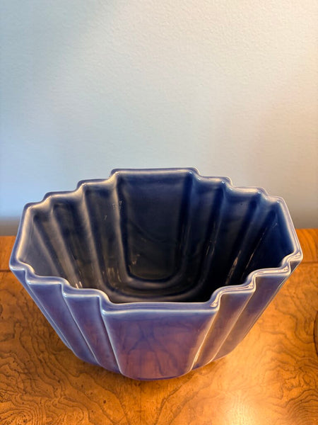 Vintage Haeger pottery deco style blue vase approx 8 t