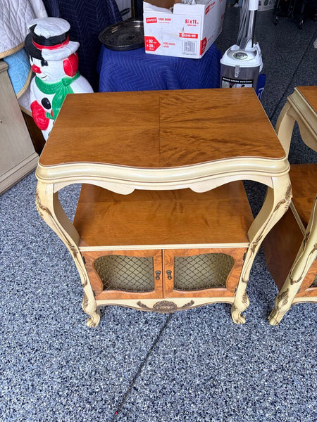 Matching Pair of Romweber French Provincial Louis XV style, Rococo serpentine burlwood nightstands/end tables approx 29t x 21.5w x14 For pick up only