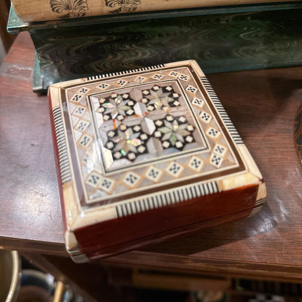 Mother of Pearl inlaid box with lining