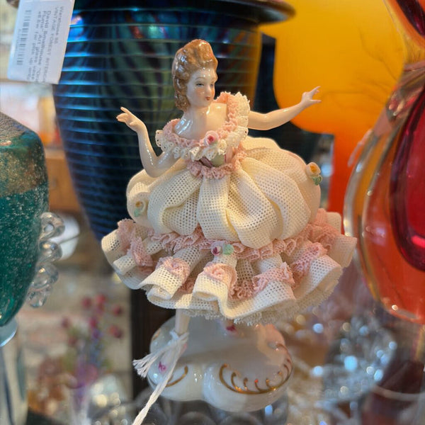 Vintage Dresden dancer