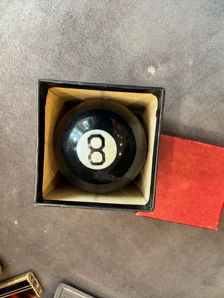 Magic 8 Ball Table Lighter with Box smoking accessories