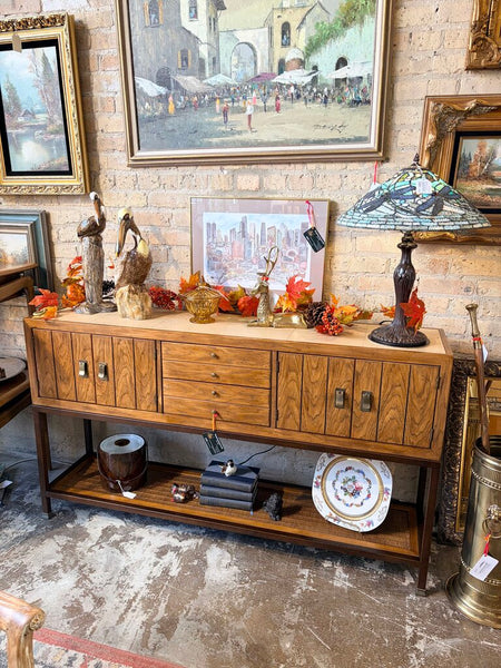 Drexel Meridian collection sideboard/credenza designed by James Bouffard in 1964. Highly prized for its sleek mid -century modern design- pick up only approx 34t x 60L x14d