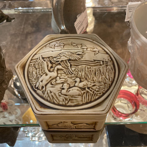 Vintage Avon Hexagonal Ceramic Box w/ Duck Motif