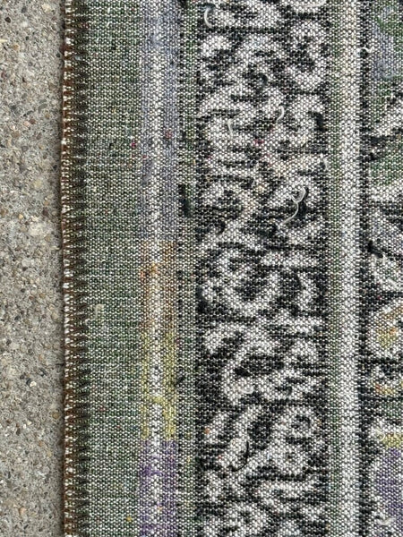 Vintage silk blend green medallion pattern rug 64x36
