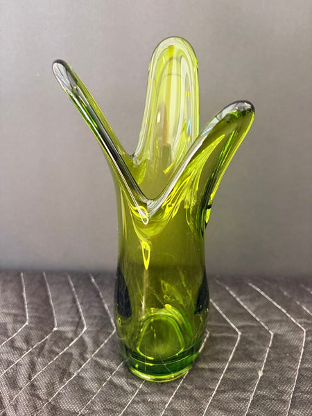 Viking epic 3 flare bud vase 8.5 inch