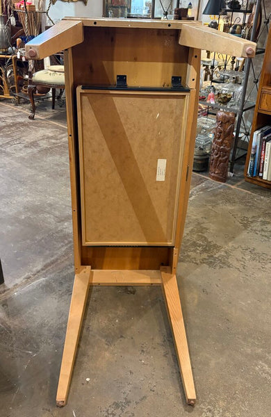 VINTAGE LANE FURNITURE TIGER STRIPE WOOD DESK OR ENTRY TABLE | 47.25"W x 29.5"H x 21.25"D