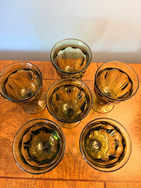 Set of 6 provincial small goblets in avocado-1970s