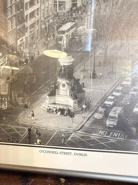 Vintage B&W photo Dublin 18x24