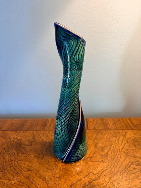 Art pottery bud vase by Lee