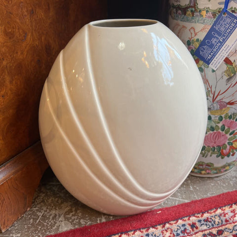 Vintage Pot Belly Haeger Vase *Some Wear*