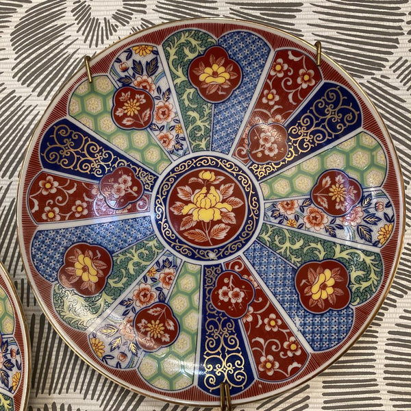 Japanese Imari decorative plate