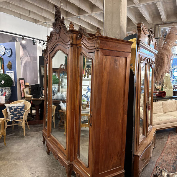 BREAKDOWN ANTIQUE MIRROR CABINET 78 W 21 D 103 T IN STORE PICK UP ONLY