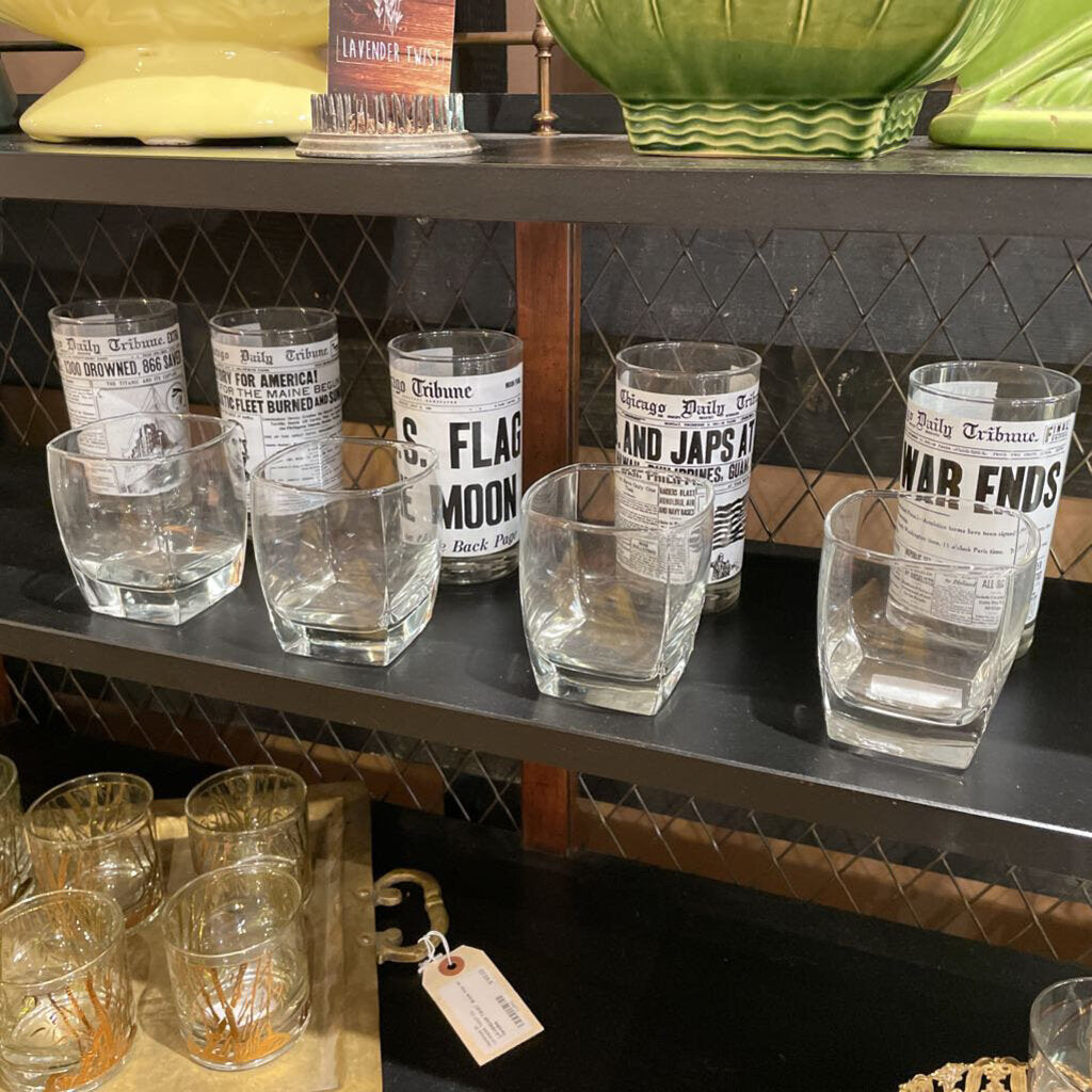 Set of 4 glassware
