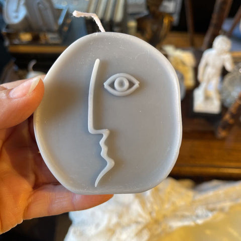 Picasso round face candle